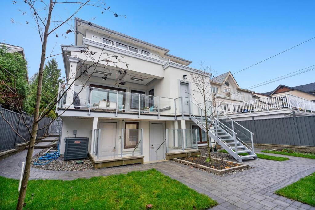 Brand New 2 Bedroom Point Grey Getaway Vancouver Kültér fotó