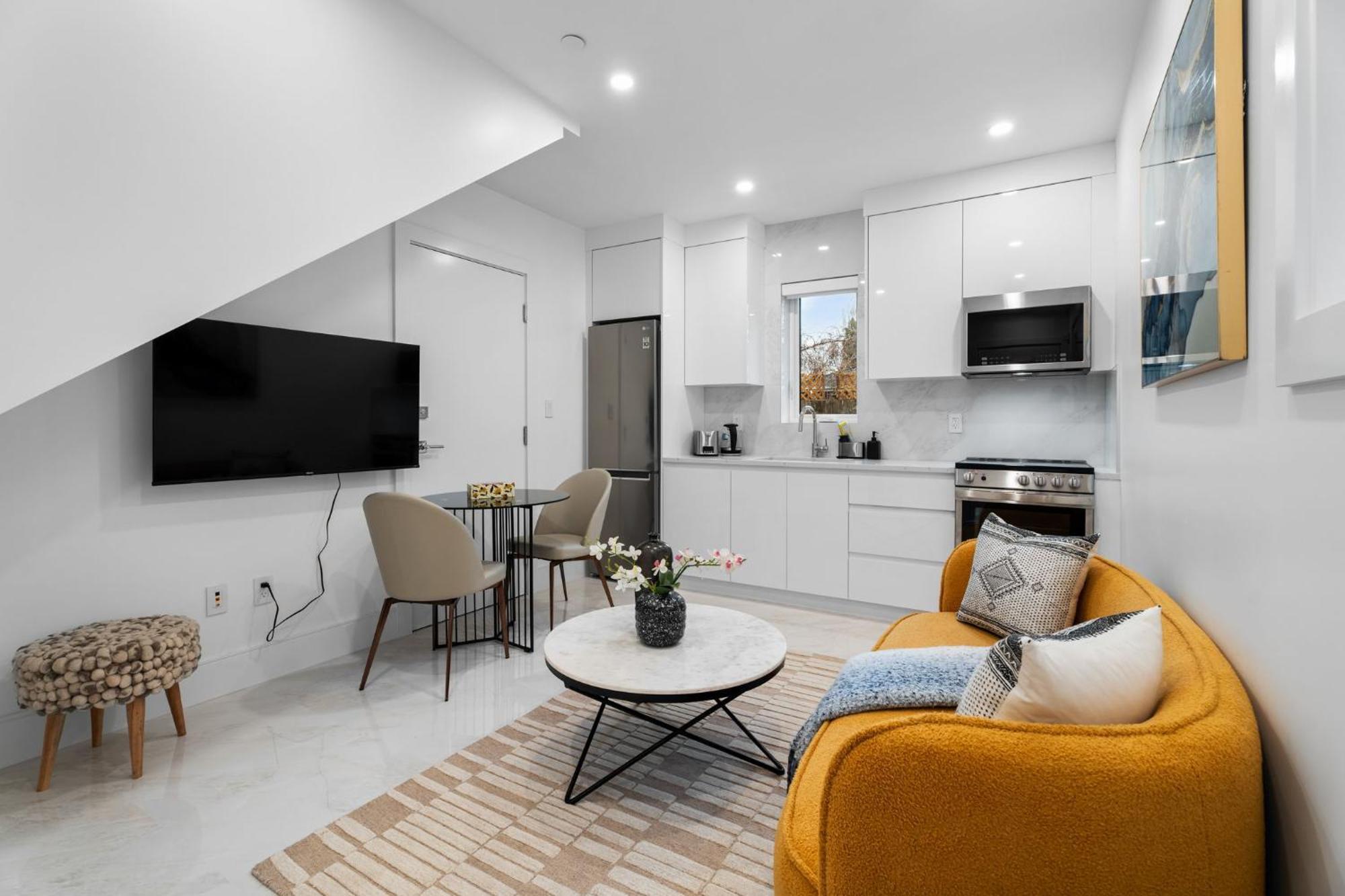 Brand New 2 Bedroom Point Grey Getaway Vancouver Kültér fotó